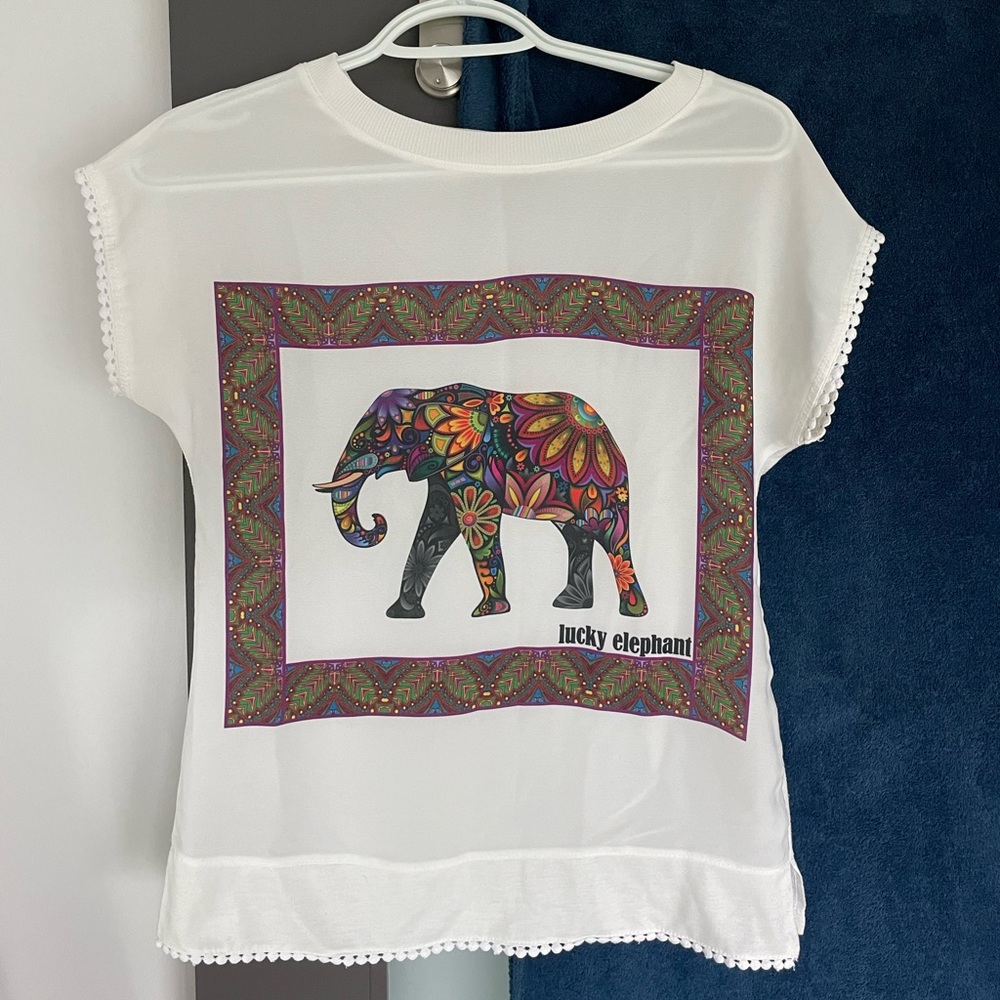 Women white top